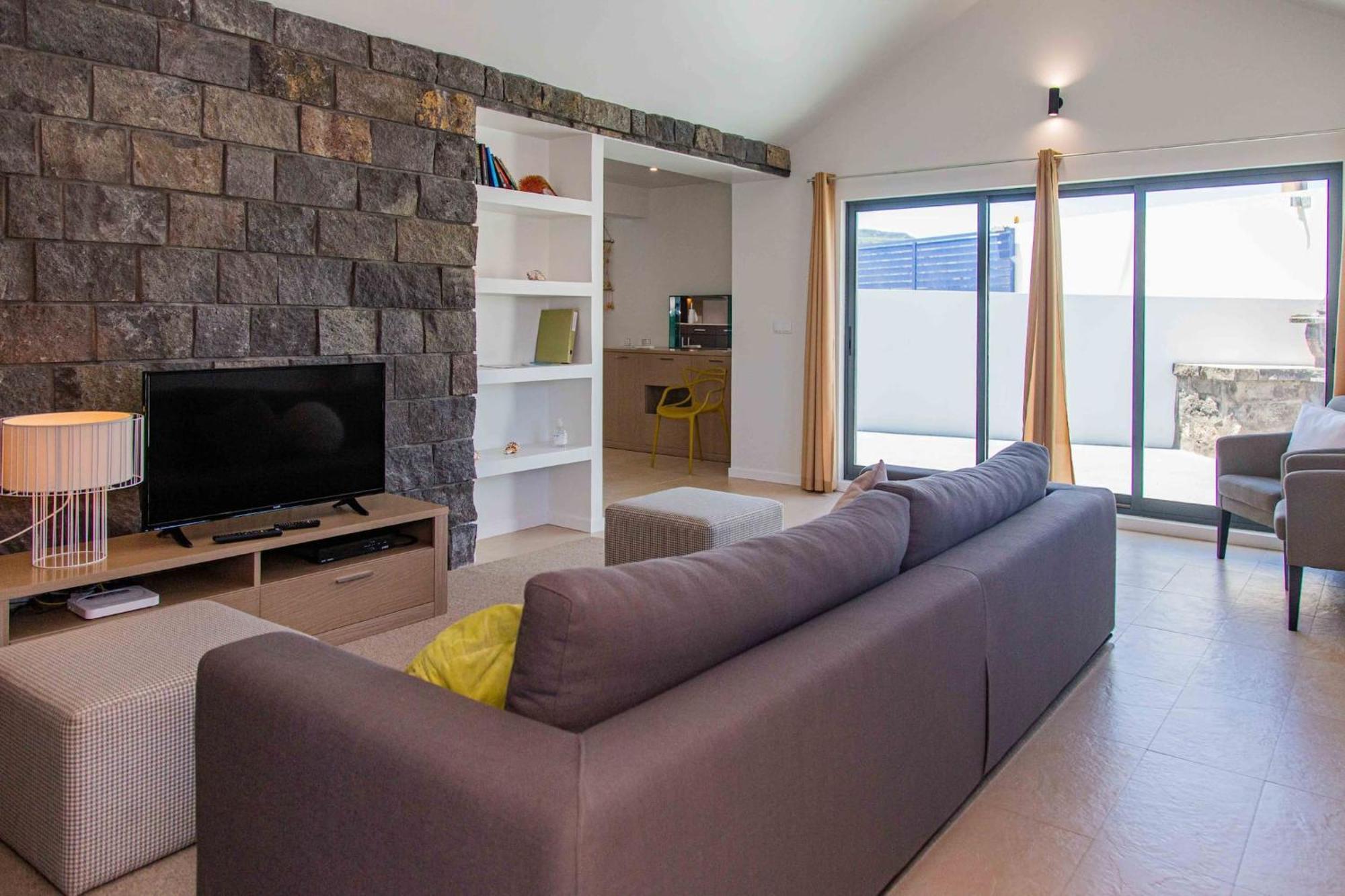 Mosteiros Beach House Екстериор снимка